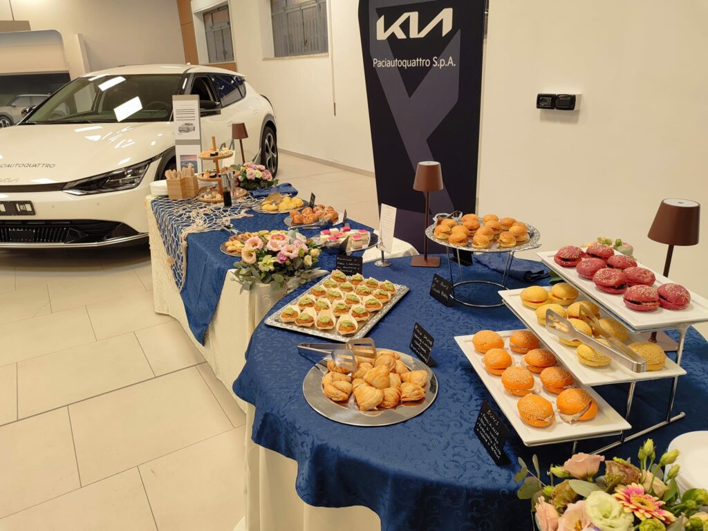 I Catering La Lampara per evento Kia PaciAutoQattro a L'Aquila